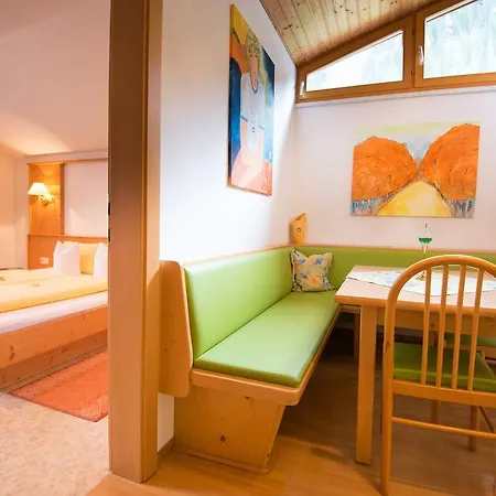 Apartamento Apart-pension Wasserfall Neustift im Stubaital